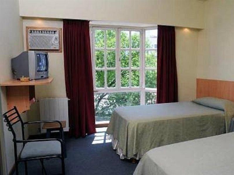 Los Tilos Hotel Y Spa By Cph Villa Carlos Paz Dış mekan fotoğraf