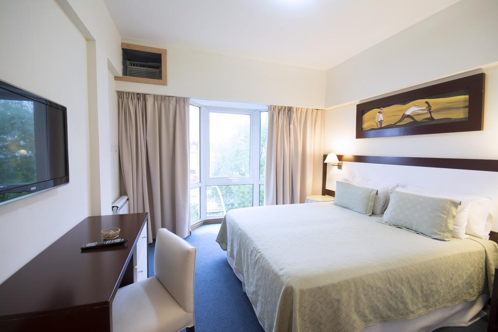 Los Tilos Hotel Y Spa By Cph Villa Carlos Paz Dış mekan fotoğraf